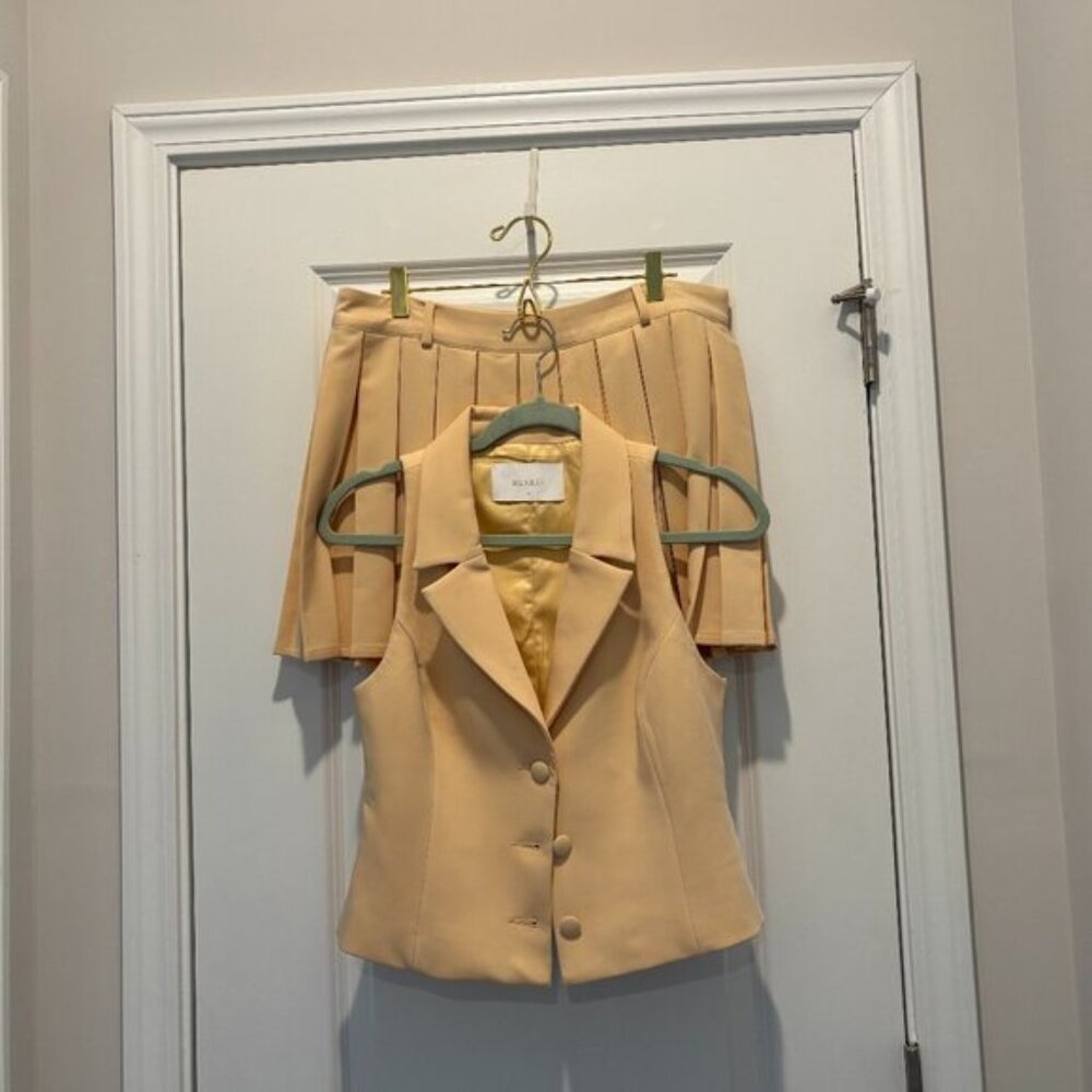 Meshki Pleated Tennis Skirt & Vest Set | Cream Peach | Size M